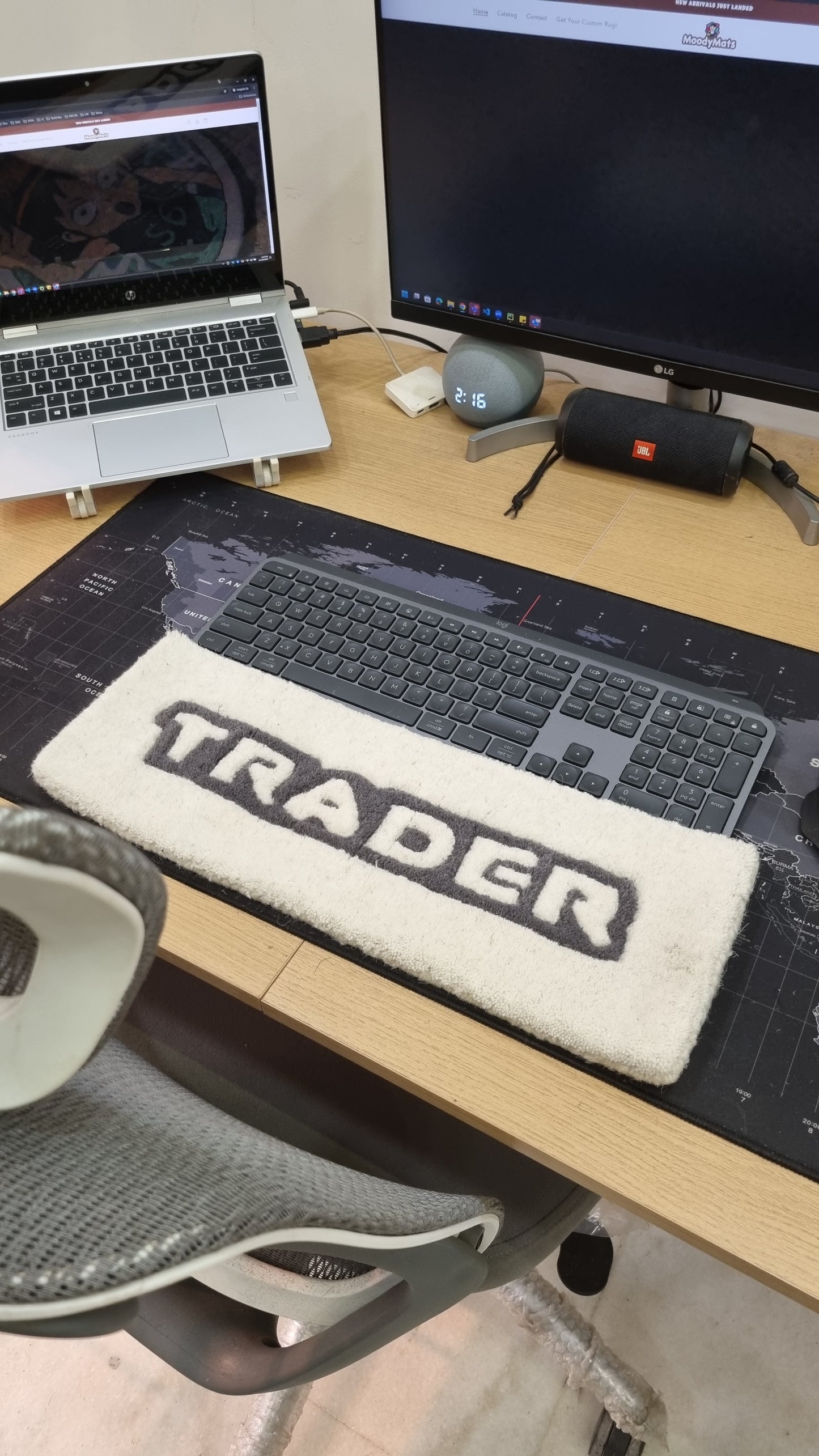 Trader Keyboard Rug